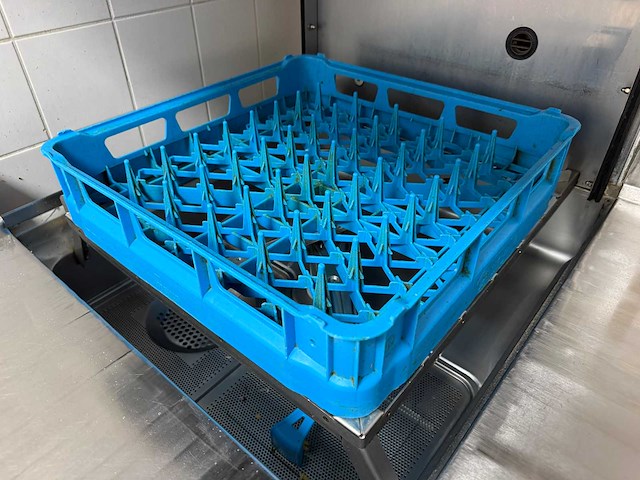 Meiko - upster h500 m2 - korvenvaatwasmachine met waterontharder - afbeelding 2 van  3