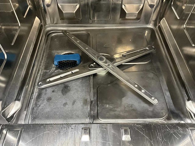 Meiko - upster u 500 m2 - korvenvaatwasmachine - afbeelding 6 van  9