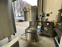 Meiko upster korvenvaatwasmachine - afbeelding 4 van  8