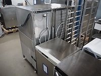 Meiko - afbeelding 4 van  10