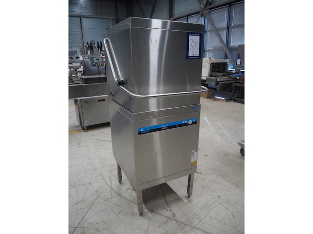 Meiko - afbeelding 2 van  9