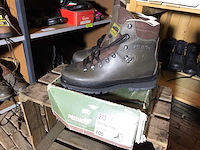 Meindl nepal pro wandelschoenen - afbeelding 1 van  3