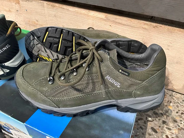Meindl wandelschoen 42 (2x) - afbeelding 4 van  5