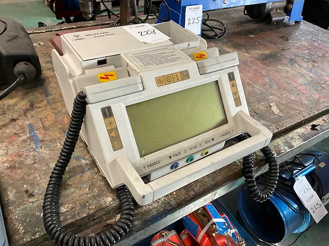 Melacard pulse-back defibrillator - afbeelding 1 van  4