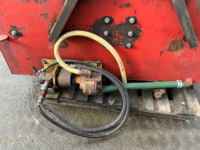 Melasse pompunit - afbeelding 7 van  8