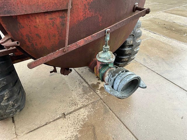 Melassetank - afbeelding 3 van  16