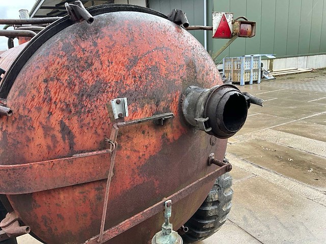 Melassetank - afbeelding 4 van  16