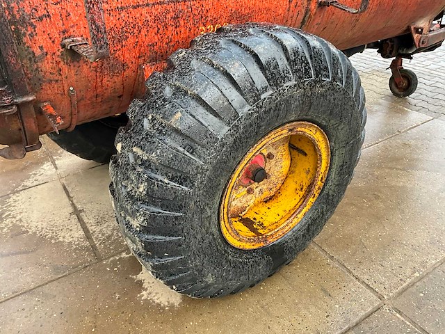 Melassetank - afbeelding 8 van  16