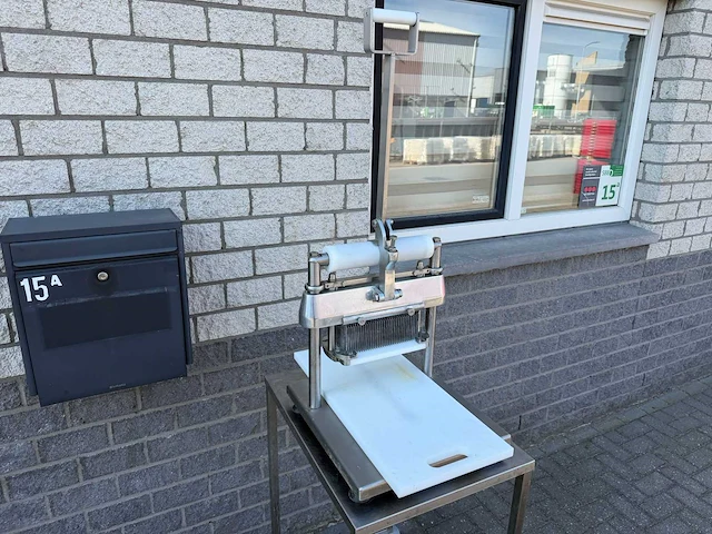 Melior - prikker - vermalsmachine - afbeelding 1 van  5
