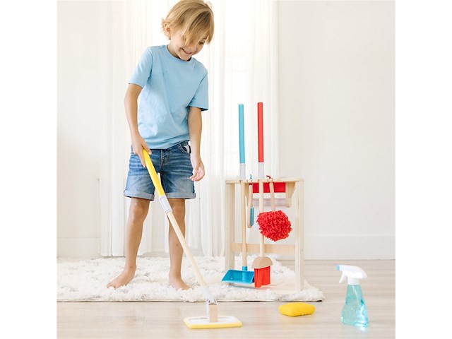 Melissa & doug houten speelgoed schoonmaakset spin & span - afbeelding 2 van  4