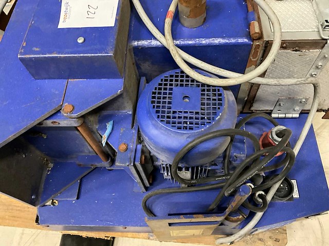 Meltic 280 granuleermachine - afbeelding 3 van  4