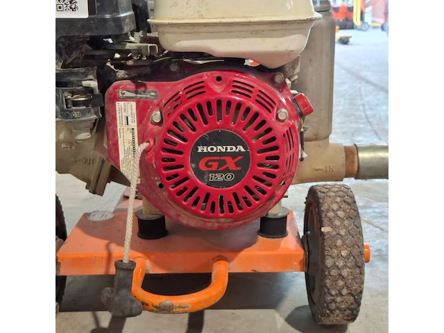 Membraanpomp 7,5m³ benzine daishin industries, smd50hx, bouwjaar 2021 - afbeelding 9 van  11