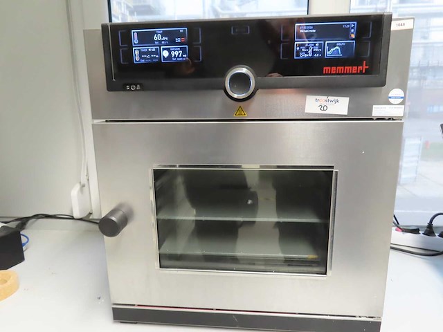 Memmert - v029 - vacuumoven - afbeelding 1 van  6