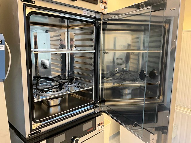 Memmert ic0150med co2-incubator - afbeelding 4 van  8