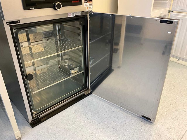 Memmert ic0150med co2-incubator - afbeelding 2 van  6