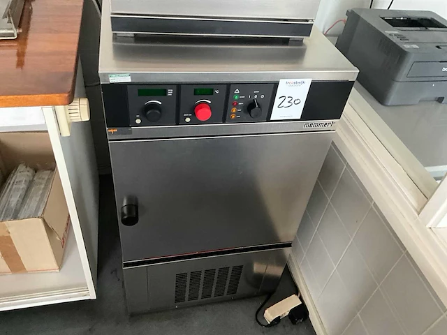 Memmert icp400 droogstoof - afbeelding 3 van  10