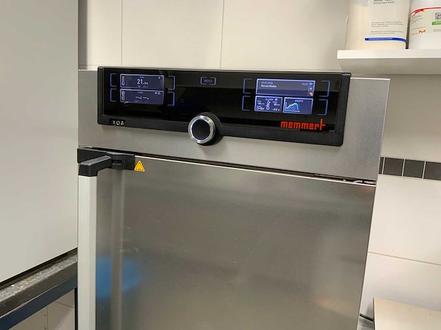 Memmert ipp55 plus koelbroedstoof - afbeelding 2 van  8