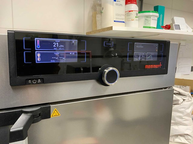 Memmert ipp55 plus koelbroedstoof - afbeelding 4 van  8