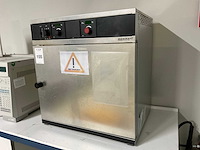 Memmert laboratoriumoven - afbeelding 1 van  7