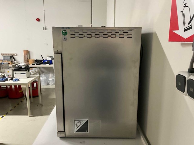 Memmert laboratoriumoven - afbeelding 3 van  7