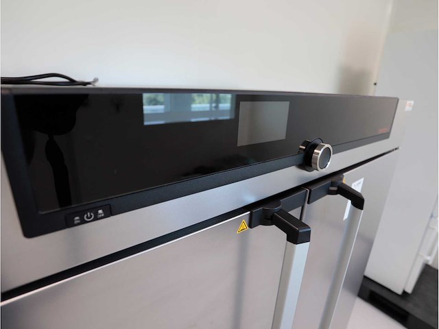 Memmert un750 laboratoriumoven - afbeelding 2 van  3