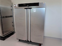 Memmert un750 laboratoriumoven - afbeelding 1 van  2