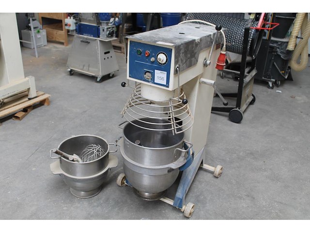 Mengmachine / deegmenger wodschow r40. bouwjaar 1984. - afbeelding 1 van  5