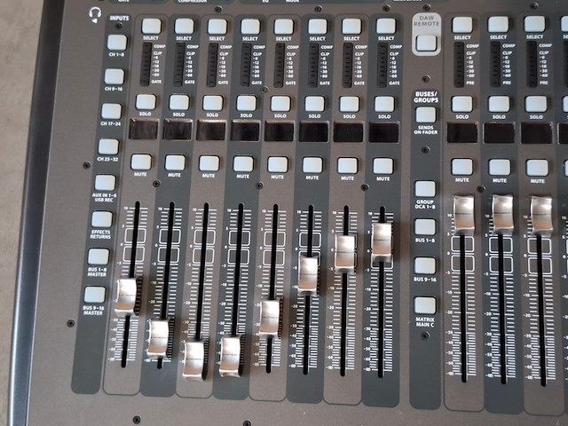 Mengtafel, behringer, x32 compact, s16 snake in flightcase - afbeelding 6 van  11