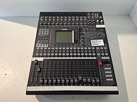Mengtafel, yamaha, 01v96i + my4-da kaart - afbeelding 1 van  6