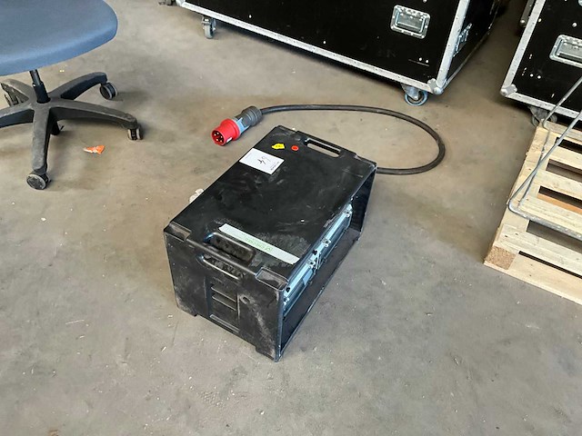 Mennekes 9500748 krachtstroom verdeler - afbeelding 2 van  10