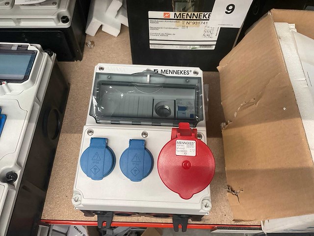 Mennekes amaxx stroomverdeler - afbeelding 1 van  3