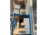 Mennekes diverse elektro- en installatie materialen en lampen - afbeelding 4 van  53