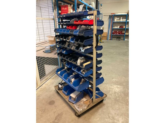 Mennekes diverse elektro- en installatie materialen en lampen - afbeelding 10 van  53