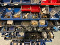 Mennekes diverse elektro- en installatie materialen en lampen - afbeelding 13 van  53