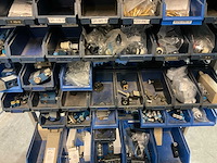 Mennekes diverse elektro- en installatie materialen en lampen - afbeelding 14 van  53