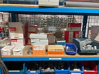 Mennekes diverse elektro- en installatie materialen en lampen - afbeelding 18 van  53