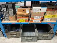 Mennekes diverse elektro- en installatie materialen en lampen - afbeelding 29 van  53