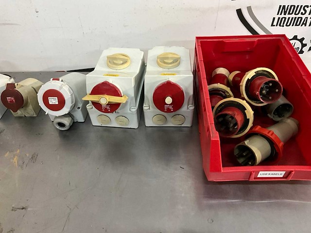 Mennekes plugs (24x) - afbeelding 2 van  5