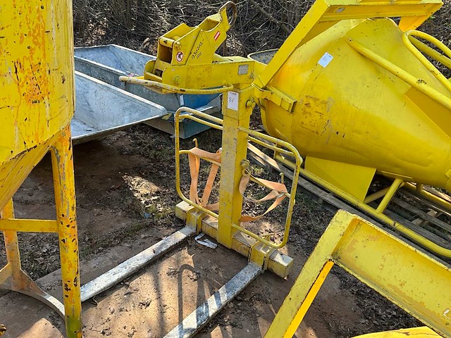 Mennens 2000kg pallethaak - afbeelding 1 van  6