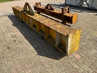 Mennens evenaar - afbeelding 6 van  6