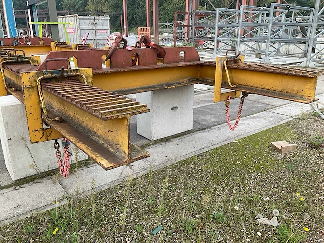 Mennens hijsframe - afbeelding 3 van  19
