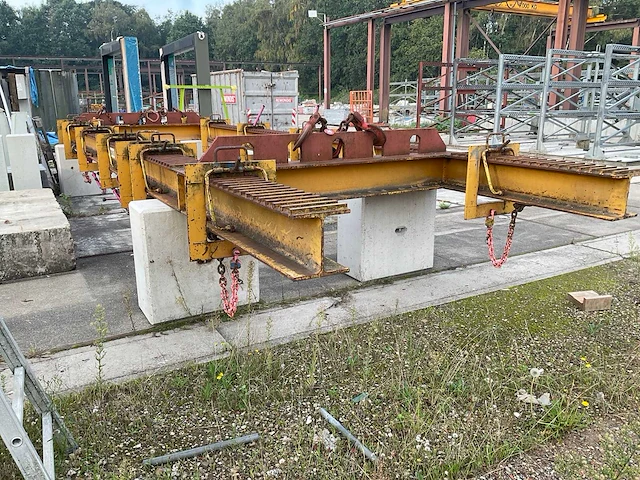 Mennens hijsframe - afbeelding 17 van  19