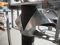 Mennens - afbeelding 3 van  16