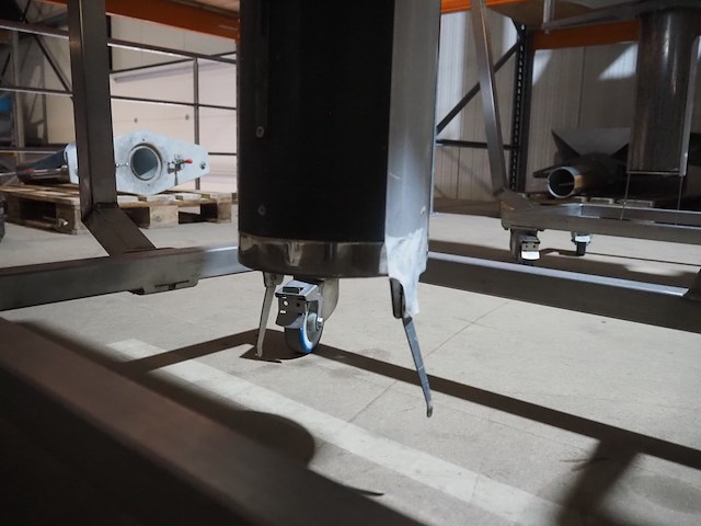 Mennens - afbeelding 4 van  16