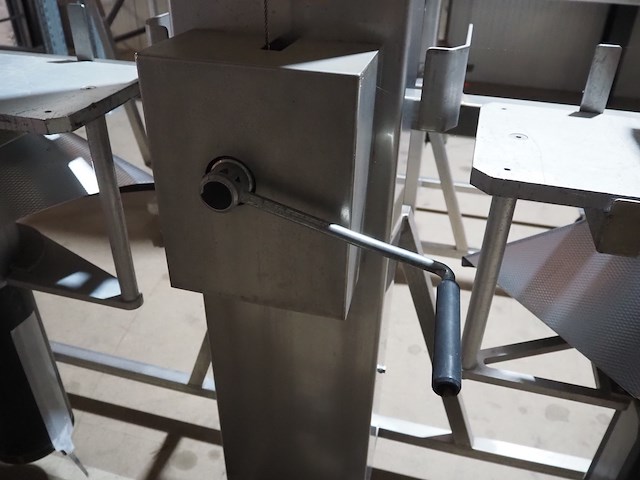 Mennens - afbeelding 5 van  16