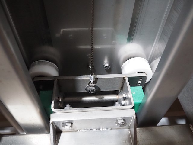 Mennens - afbeelding 7 van  16