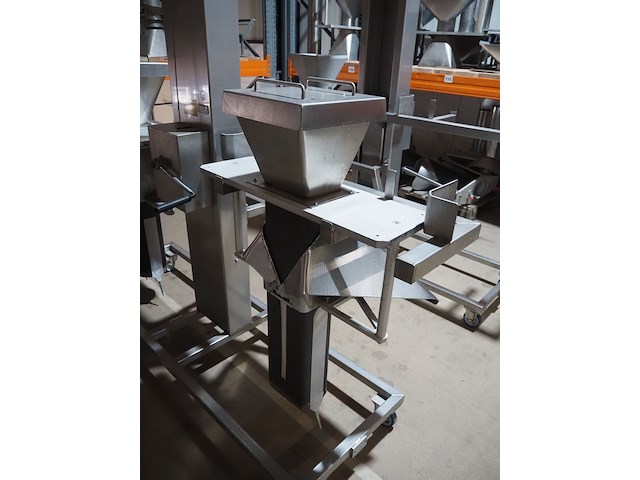 Mennens - afbeelding 12 van  16