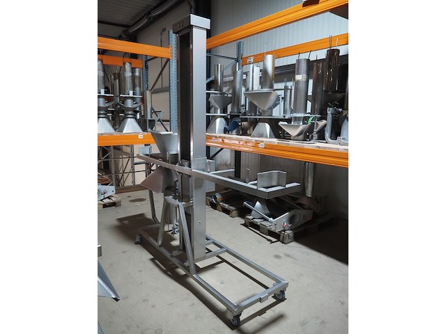 Mennens - afbeelding 9 van  15