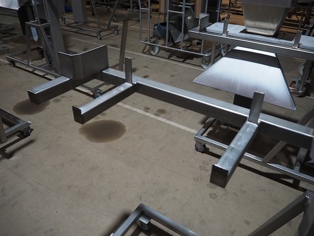 Mennens - afbeelding 14 van  15