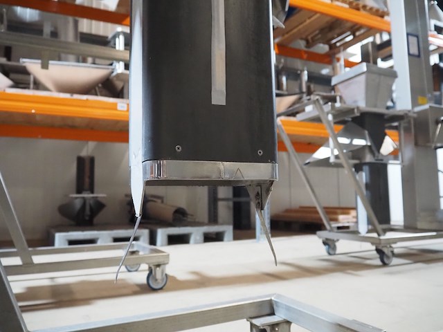 Mennens - afbeelding 2 van  14